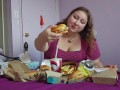 Klairvayzer Indulges in Fast-Food Face Stuffing