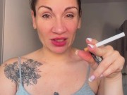 Sph fumando Milfangelqueen