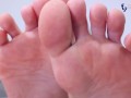 Andrea´s feet teasing