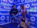Andrea Pardo se corre 5 veces! seguidas en la máquina sexual en Juan Bustos Podcast
