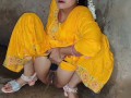 Desi bhabhi dirty talk with Hindi audio