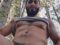 Handsfree Cumshot in the forest
