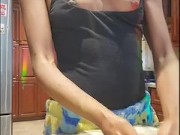 Perfect ebony thot demanded to do the dishes