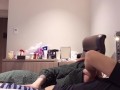 ピンク色のパンティを足に引っ掛けながらの２回連続イキを真上アングルから激写 〜女子大生のリアルな喘ぎ声と色白美肌の鳥肌を堪能する着衣セックス〜