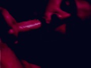 La perra de mi ex le encanta mamarme la verga