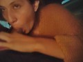 MI VECINA LATINA ME LA CHUPA EN EL AUTOMOVIL
