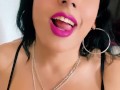 Linda transexual lechera, activa adoro los pasivos, culo grande y tetona