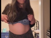 Amateur Stripping Sexy Girl