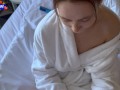 Она много кончает от утреннего секса в отеле