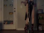 Fatality Kitana Showed Off Her Body For Krix Kahn’s Approval