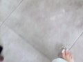 COMPAÑERAS DE PISO CACHONDAS! Strap-on profundo y ella se clava en pleno POV