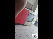 🔥🔥MY MOTHER-IN-LAW IS COOKING WITHOUT UNDERWEAR 🍑AND I SEE HER BIG ASS 🔥🔥