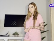 Woke Up With Morning Wood Sucked Off By Beautiful Green Eyed Step Sis