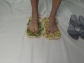 I trample fruits with my feet. Lick my feet