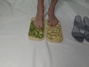 I trample fruits with my feet. Lick my feet