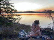 Love at a Lake in the Sunset - RosySky - 4K 30fps