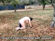 VOST engl - Animalisation 4 dans le jardin pour cette femelle inférieure nue.