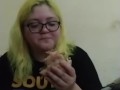 Amputee eats burger