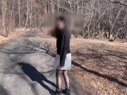 初の野外露出で恥じらう人妻／日本人素人／個人撮影