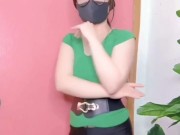 Typing reports in lace panties – productivity is overrated 🤩😻