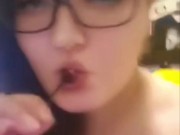 Bustyroxxy sucks on her lollipop for Daddy. L bomb.