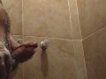 Un pajaso en el baño