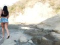 Cachonda y con Ganas de Follar en un Rio