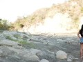 Cachonda y con Ganas de Follar en un Rio