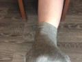 STUDENT GIRL SHOW FOOT IN GRAY SOCKS SMELL SOCKS AND WORSHIP FETISH