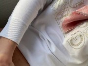 Auf Mallorca public auf dem Hotelbalkon zum Orgasmus gefingert!