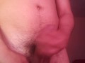 Orgasmo duro de hombre joven