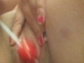 Follando mi coño gordo con una chupeta/piruleta