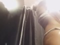 tutto reale! nel camerino del negozio