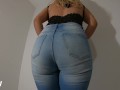  beautiful round ass woman shows herself in tight jeans (sexy cameltoe) OMG