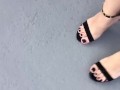 @tici_feet tici feet IG tici_feet walking with black toes and sandals