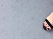 @tici_feet tici feet IG tici_feet walking with black toes and sandals