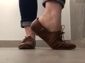 Standing shoeplay in flats