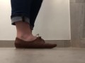 Standing shoeplay in flats