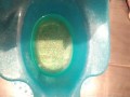 Kinky milf pee to potty......