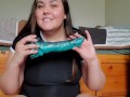 Toy Review: Min the Egg Layer (Ovipositor)