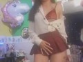 Colegiala caliente quiere tu verga