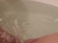 Bathtub pee