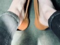 How to drive with ballet flats