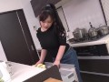 【無】台所で好き勝手に調理されるデカパイちゃん パート1