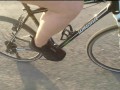 Sexy in Feinstrumpfhose auf der Radtour 2020