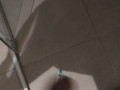 Gozada na escova de dentes da empregada safada