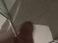 Gozada na escova de dentes da empregada safada