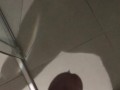 Gozada na escova de dentes da empregada safada