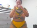 Ebony Bbw yellow ass