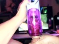 Sex-Toy Head-Spin Cum-Shot Right Round
